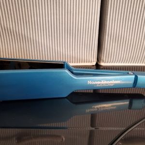 Babyliss Pro Nano Titanium 2 inch Straightner